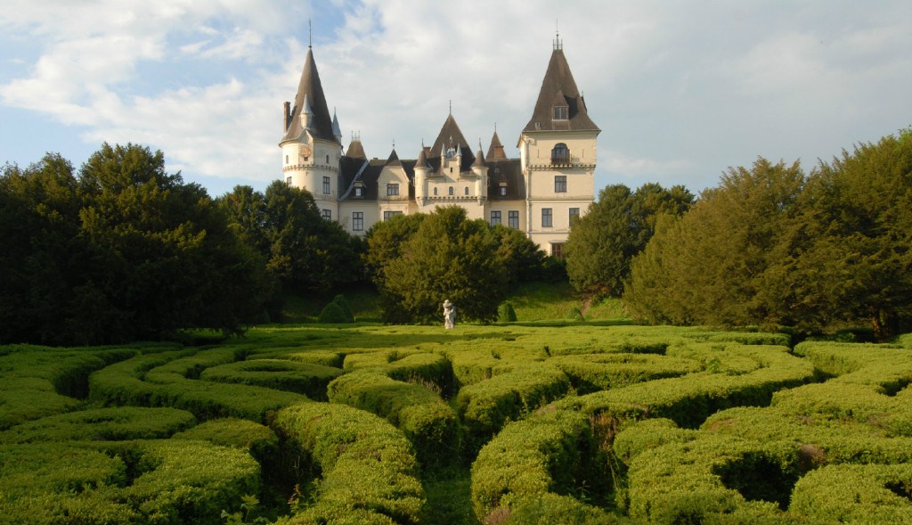 FESCO Adecco 可办理匈牙利签证啦!这个国家