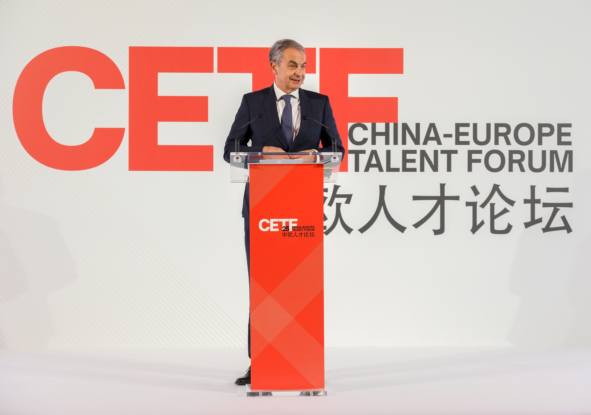 插图2.jpg 插图2.jpg