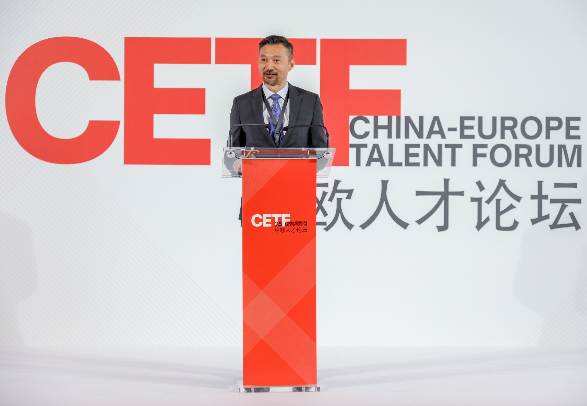 插图4.jpg 插图4.jpg